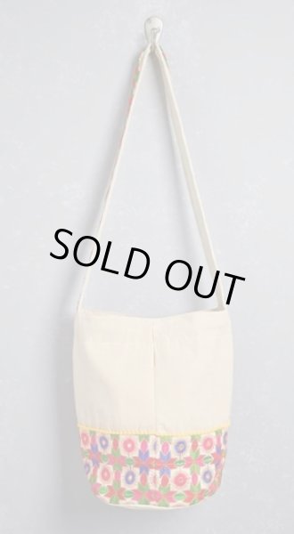 画像2: Amale Embroidered Satchel (2)