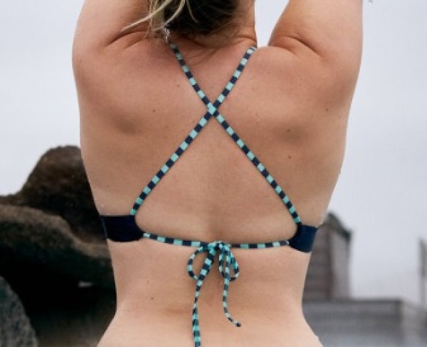 画像2: AERIE CROSS-STRAP HIGH NECK BIKINI TOP　ａｎｄ　ｐａｎｔ (2)